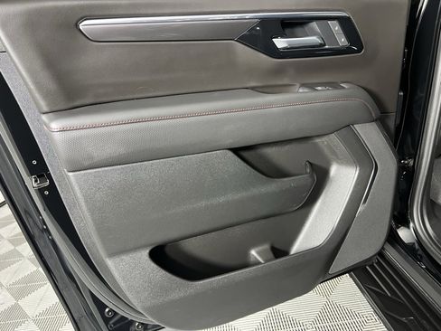 Used 2025 Chevrolet Suburban RST w/ Sun And Tow Package image 27