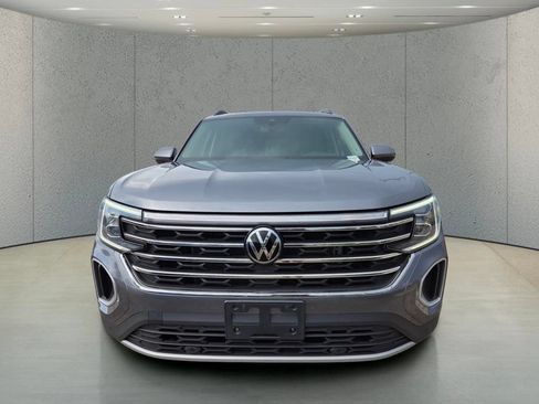 Used 2025 Volkswagen Atlas SE AWD/4WD image 8