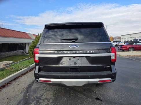 Used 2023 Ford Expedition Max XLT image 8