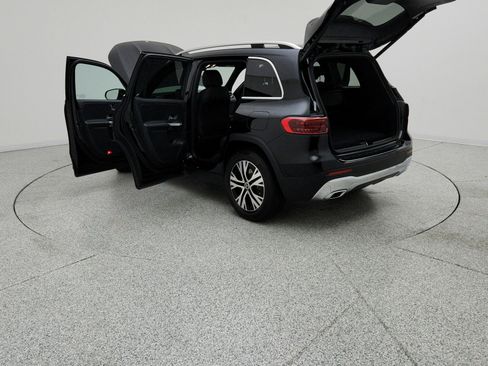 Certified 2024 Mercedes-Benz GLB 250 image 12