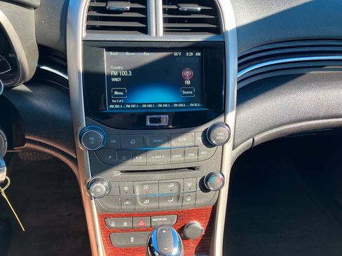 Used 2013 Chevrolet Malibu LT FWD image 19