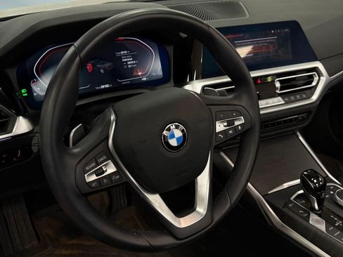 Certified 2023 BMW 430i xDrive Convertible w/ Convenience Package image 10