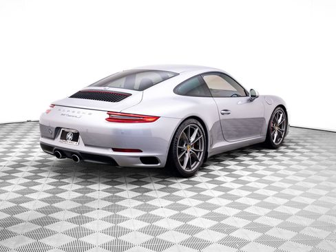 Used 2017 Porsche 911 Carrera S image 6