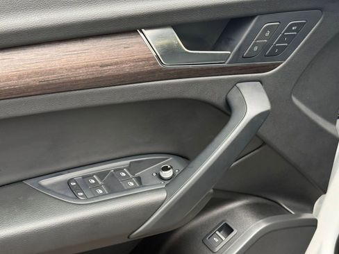 Certified 2024 Audi Q5 2.0T Premium image 14