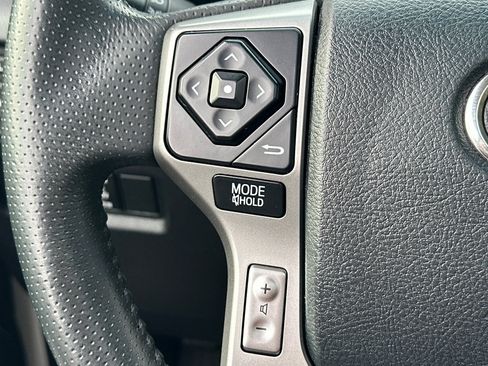 Used 2017 Toyota 4Runner Limited image 30