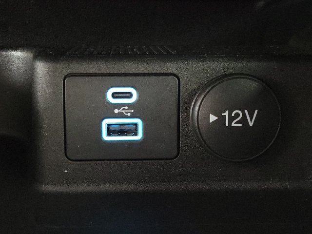 Used 2023 Ford Escape ST-Line w/ Tech Pack #1 AWD/4WD image 30