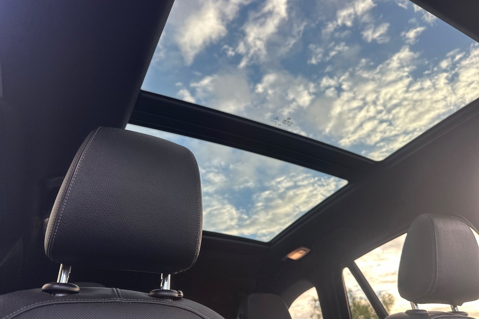 Used 2018 BMW X1 xDrive28i AWD/4WD image 19