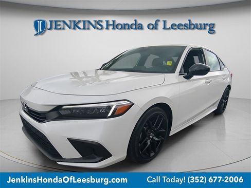 Used 2023 Honda Civic Sport image 8