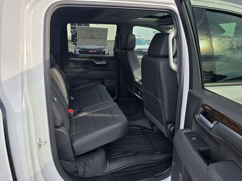 New 2026 GMC Sierra 1500 Elevation w/ Elevation Premium Package image 39