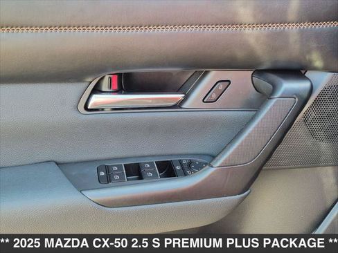Used 2025 MAZDA CX-50 AWD 2.5 S w/ Accent Package image 10