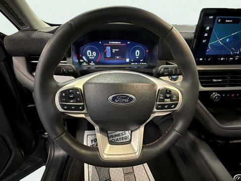 Certified 2025 Ford Explorer Active image 14
