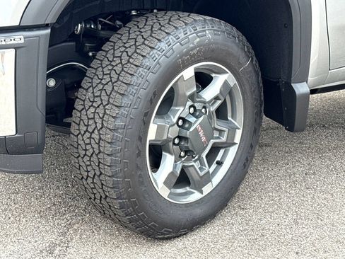 New 2026 GMC Sierra 2500 SLT AWD/4WD image 24