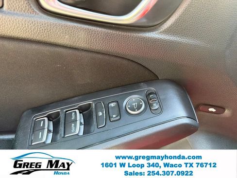 Used 2025 Honda Civic Sport image 11