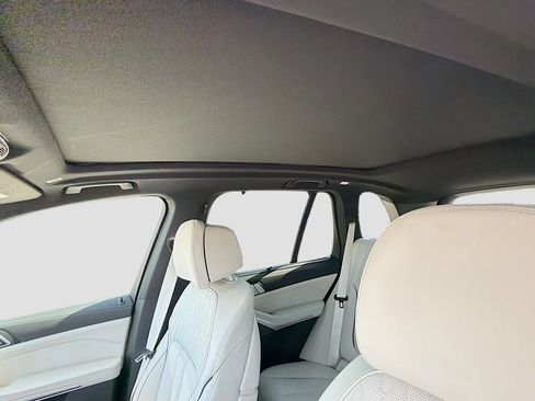 New 2026 BMW X5 xDrive50e w/ Executive Package image 27
