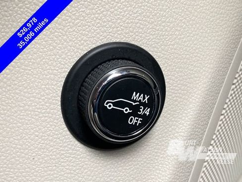 Used 2023 Buick Envision Essence image 30