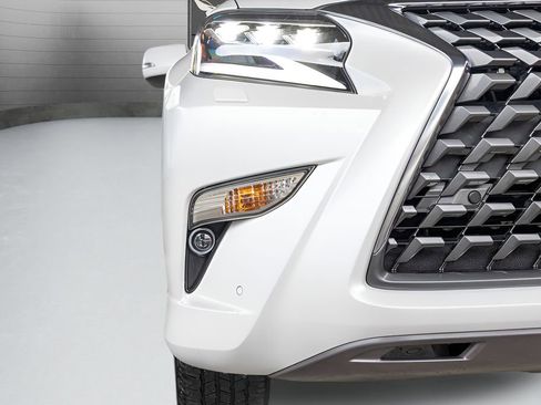 Used 2023 Lexus GX 460 Premium w/ Premium Plus Package AWD/4WD image 15