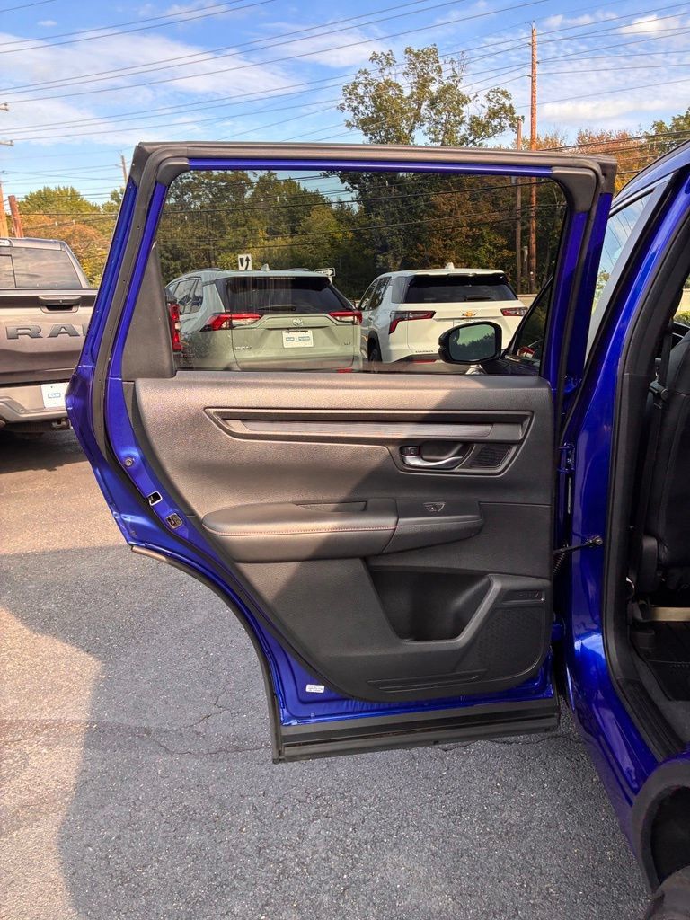 Used 2024 Honda CR-V Sport-L image 25