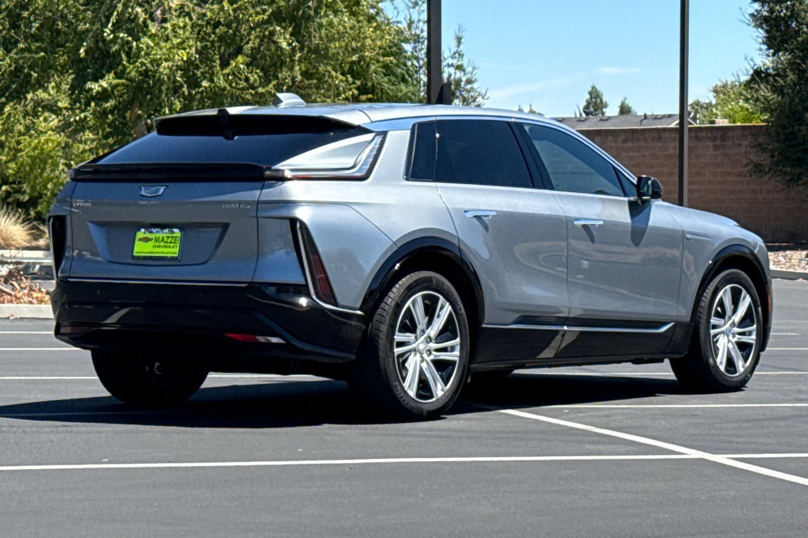 Used 2024 Cadillac Lyriq Tech AWD/4WD image 11