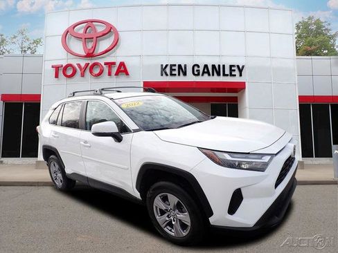 Certified 2022 Toyota RAV4 XLE image 1