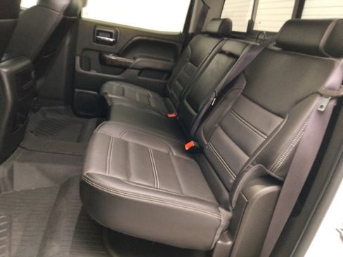 Used 2016 GMC Sierra 1500 Denali w/ Denali Ultimate Package AWD/4WD image 18