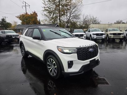 New 2026 Ford Explorer ST-Line