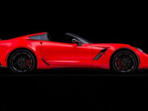 Used 2017 Chevrolet Corvette Grand Sport RWD image 13