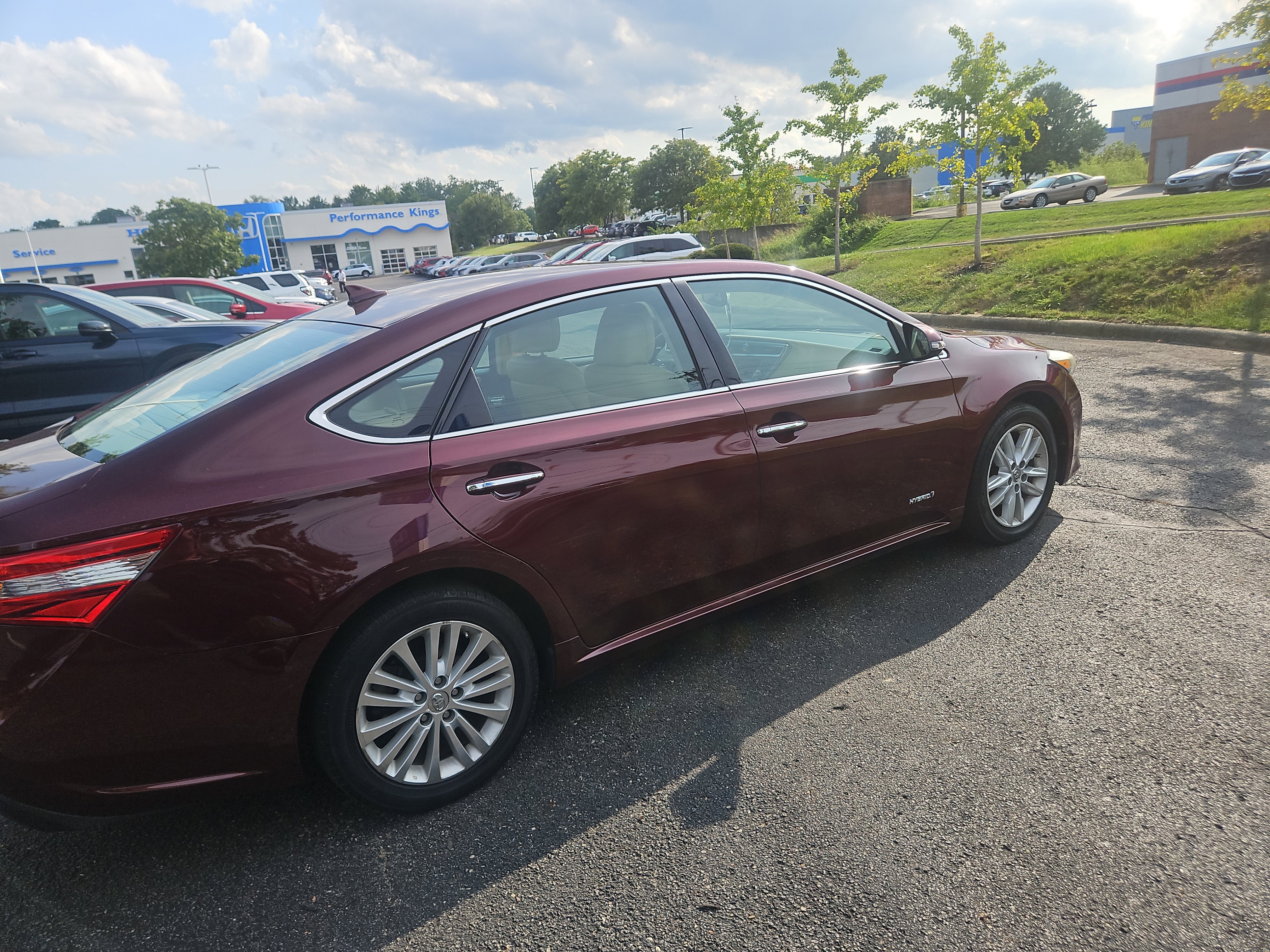 Used 2014 Toyota Avalon Limited FWD image 16