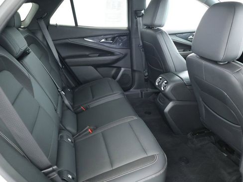 Used 2024 Chevrolet Blazer EV LT image 19