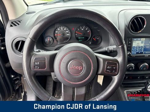 Used 2012 Jeep Compass Latitude AWD/4WD image 19