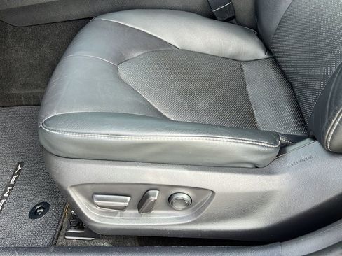 Used 2021 Toyota Camry XSE FWD image 15