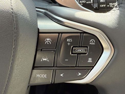 Used 2024 Lexus RX 350 Premium image 23