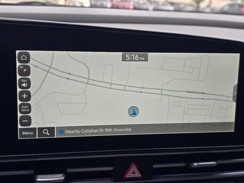 New 2025 Hyundai Elantra SEL image 17