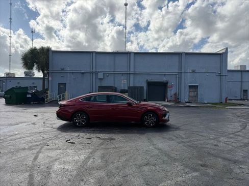 Used 2025 Hyundai Sonata SEL image 9