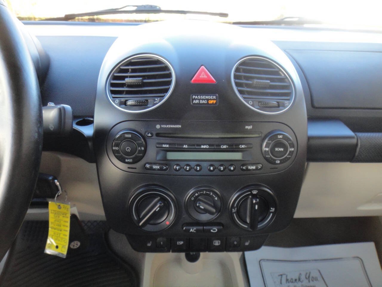 Used 2010 Volkswagen Beetle Red Rock FWD image 12
