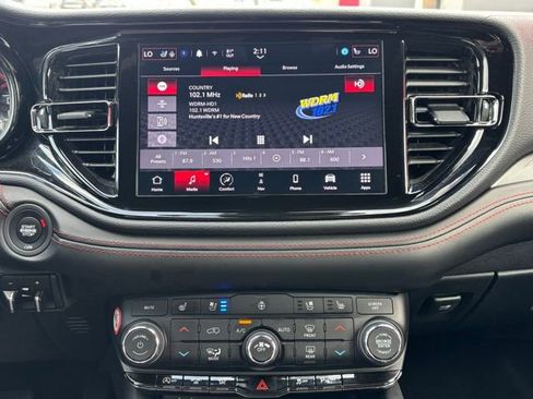 Used 2024 Dodge Durango GT image 29