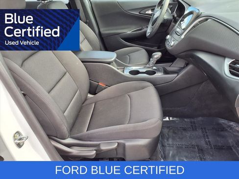 Used 2022 Chevrolet Malibu LS image 28