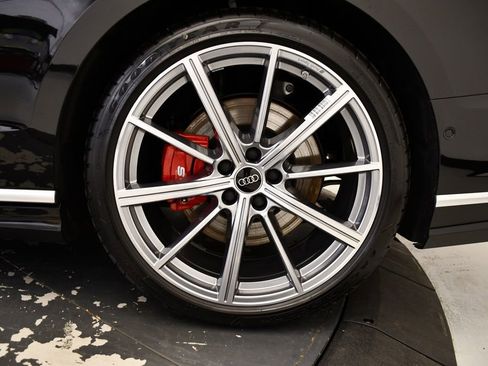 New 2025 Audi S8 image 13