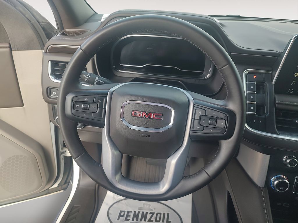Used 2024 GMC Yukon XL SLE w/ LPO, Floor Liner Package RWD image 12