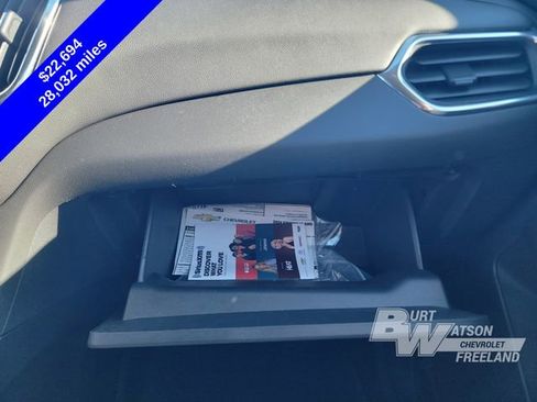 Used 2024 Chevrolet Equinox LT w/ LPO, Floor Liner Package image 20