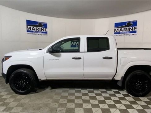 Used 2023 Chevrolet Colorado W/T image 7