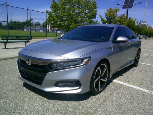 Used 2018 Honda Accord Sport image 91