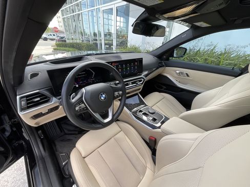 Certified 2023 BMW 330i Sedan w/ Premium Package image 9