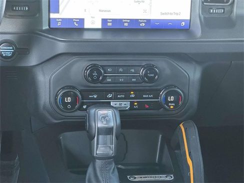 Used 2024 Ford Bronco Badlands image 20