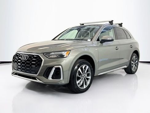 Used 2023 Audi Q5 2.0T Premium Plus w/ Premium Plus Package AWD/4WD image 3