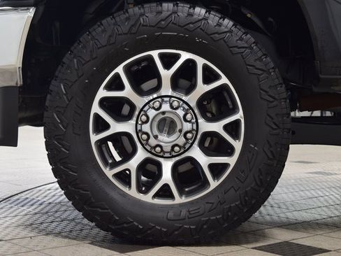 Used 2021 Ford F250 Lariat w/ Lariat Ultimate Package image 25