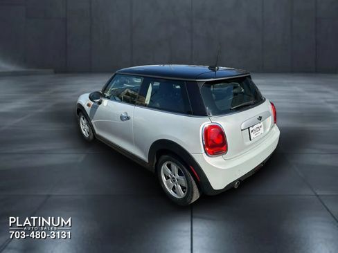 Used 2015 MINI Cooper 2-Door Hardtop image 6
