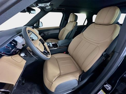 New 2026 Land Rover Range Rover Sport Dynamic SE AWD/4WD image 11