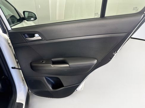 Used 2019 Kia Sportage LX AWD/4WD image 28