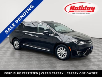 Used 2019 Chrysler Pacifica Touring-L