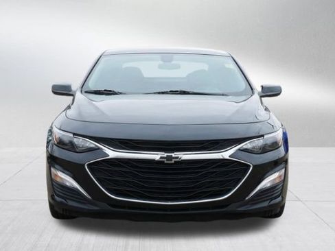 Used 2022 Chevrolet Malibu RS image 2